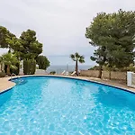 Casa Petya Lt Γιαβέα